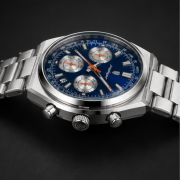 Poedagar Men’s Three-Subdial Quartz Watch with Stainless Steel Bracelet